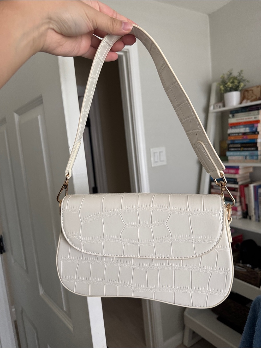 Cream Croc-Embossed Shoulder Bag with Gold Hardware